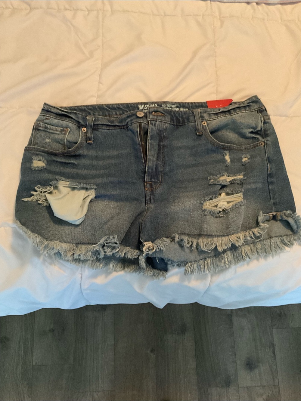 Moschino Distressed Frayed Hem Jean Shorts - Blue